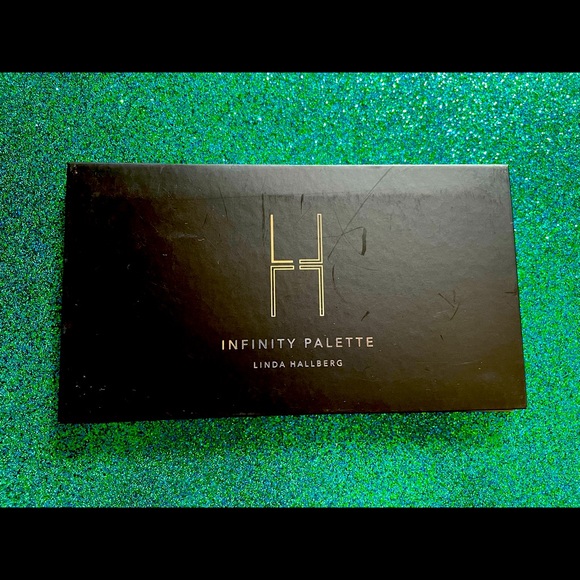 LH Cosmetics Other - LH Cosmetics Infinity Palette